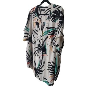 Torrid Harper Tropical Black and Green Patterned Blouse Size 4
